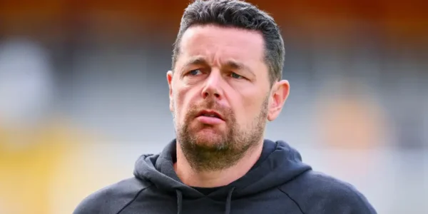 Pierre Sage pronostic OL - Lens. Nous analysons ce match des quarts de finale de la Coupe de France 2025-2026. 