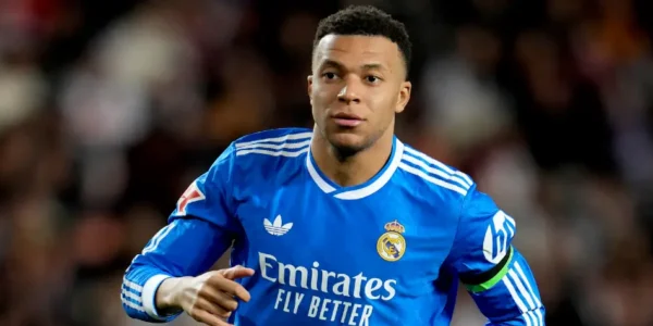 Kylian Mbappe Pronostic Benfica - Real Madrid