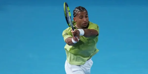 Arthur Fils pronostic tennis sur la demi-finale du Miami Open 2026. Nous analysons cette affiche entre Jiří Lehečka et Arthur Fils