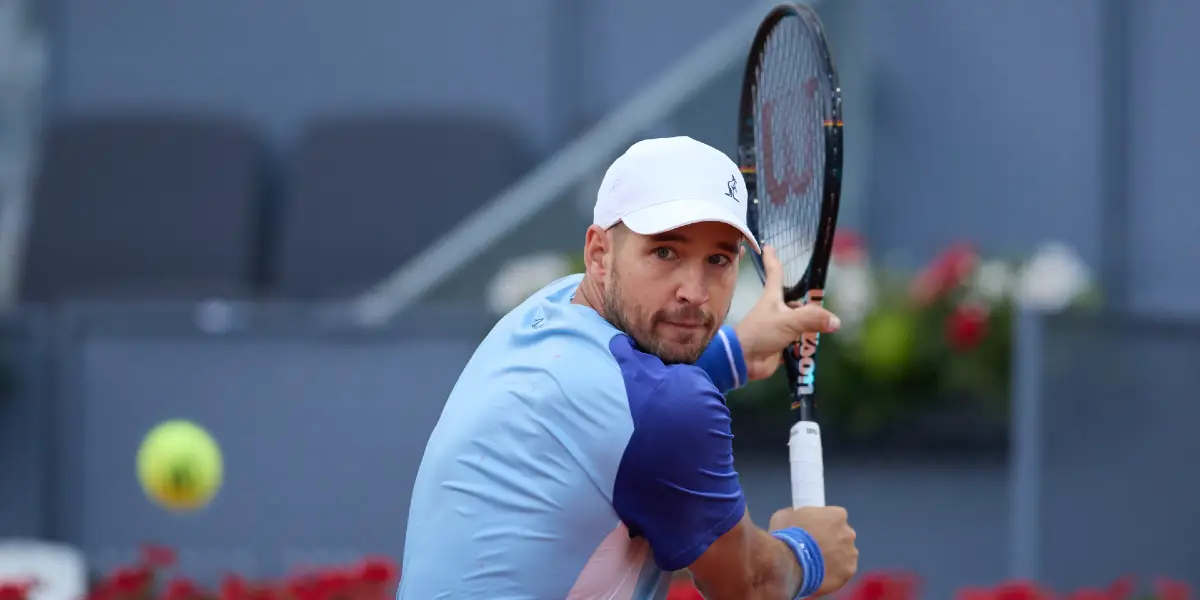 Dusan Lajovic analysons ce duel entre Dušan Lajović et Arthur Rinderknech au premier Masters 1000