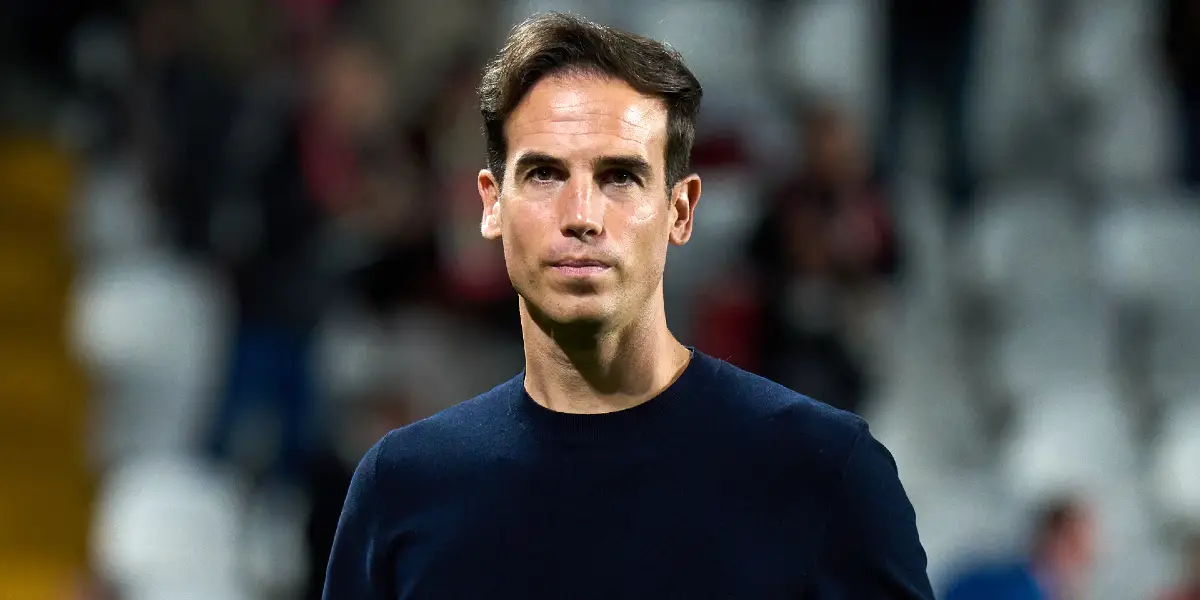 Iñigo Pérez pronostic Rayo Vallecano - Strasbourg. Nous analysons ce match aller de la demi-finale de l'UEFA Europa Conference League 2025/2026