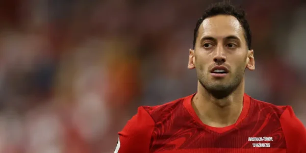 Hakan Calhanoglu Pronostic Turquie - Paraguay : malheur au vaincu
